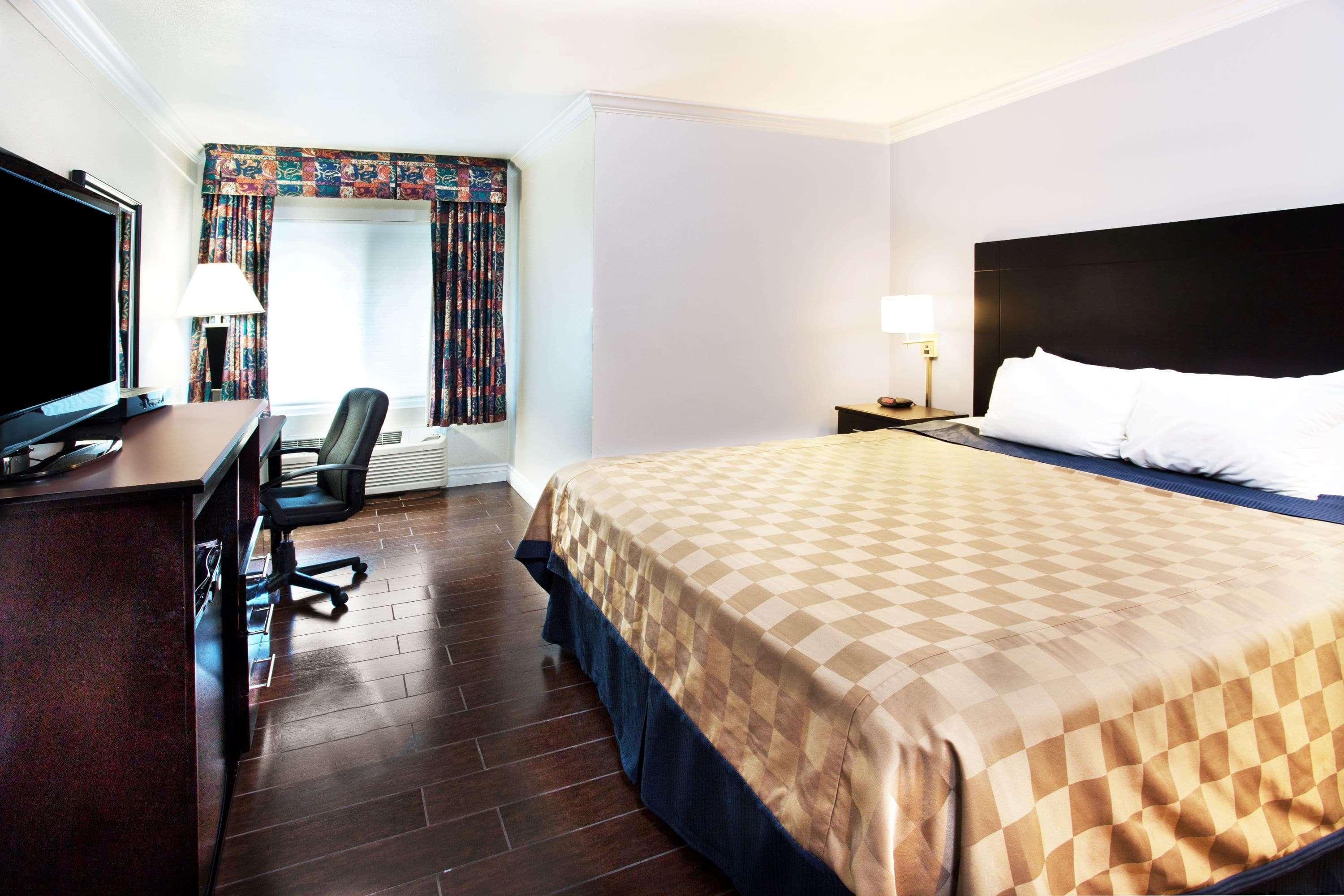 Travelodge By Wyndham Ocean Front Sunset Beach Buitenkant foto