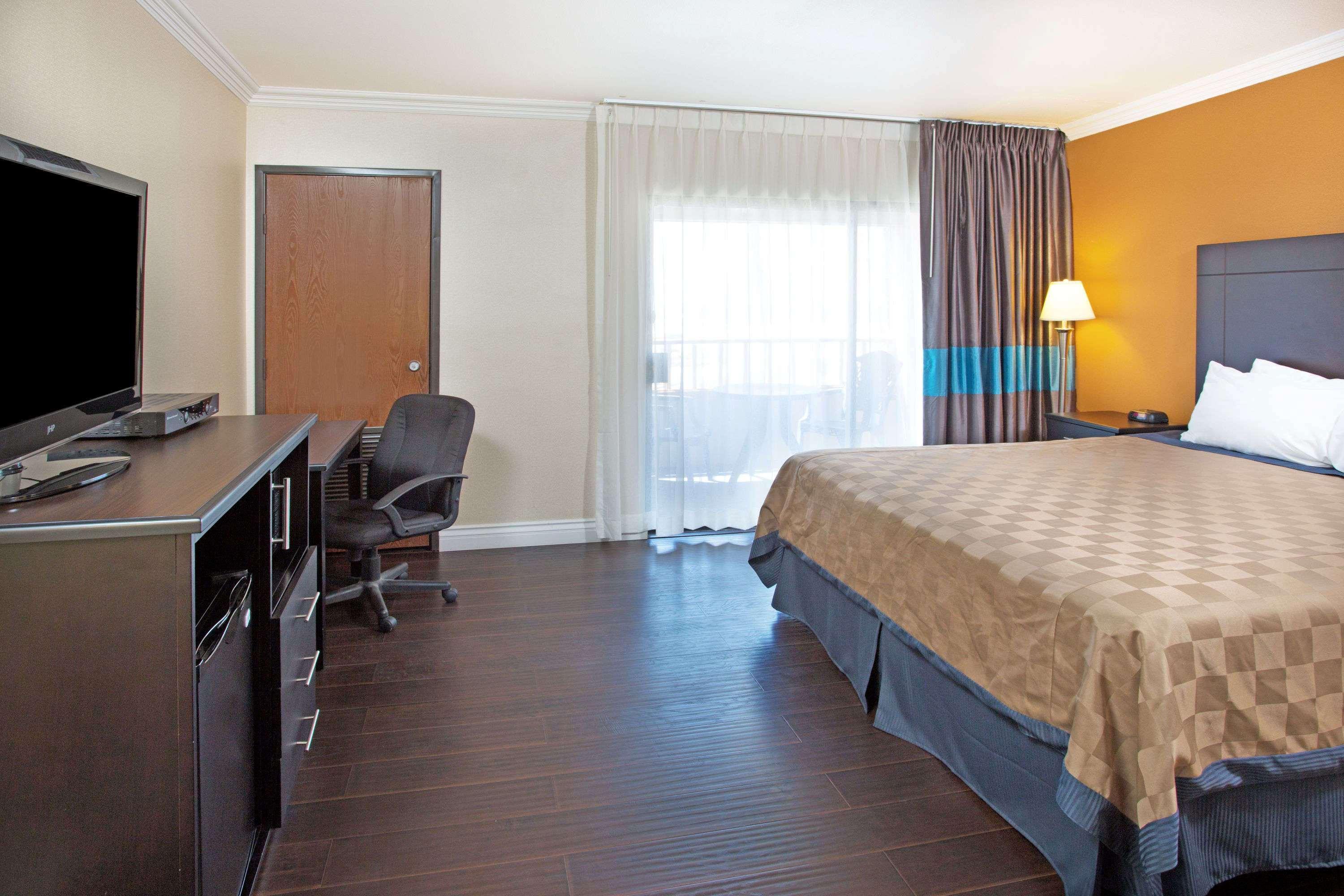 Travelodge By Wyndham Ocean Front Sunset Beach Buitenkant foto