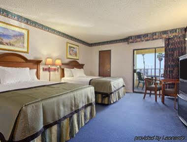 Travelodge By Wyndham Ocean Front Sunset Beach Buitenkant foto